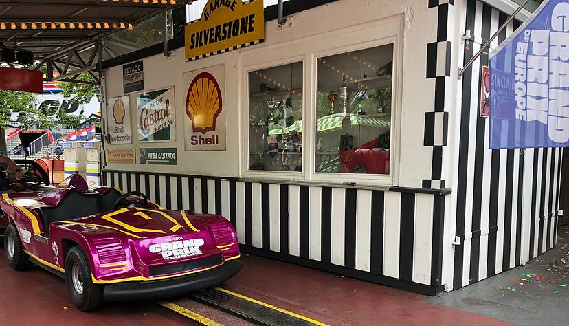Die Silverstone-Bahn ist ein Traditionsfahrgeschäft im Europa-Park. (Archivibild)