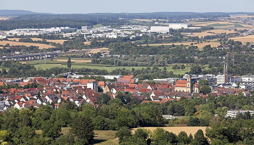 Stadt mit vielfältiger Geschichte: Nach der Zerstörung im Zweiten Weltkrieg hat sich Neckarsulm rasant entwickelt.
Fotos: Ralf Seidel, Archiv