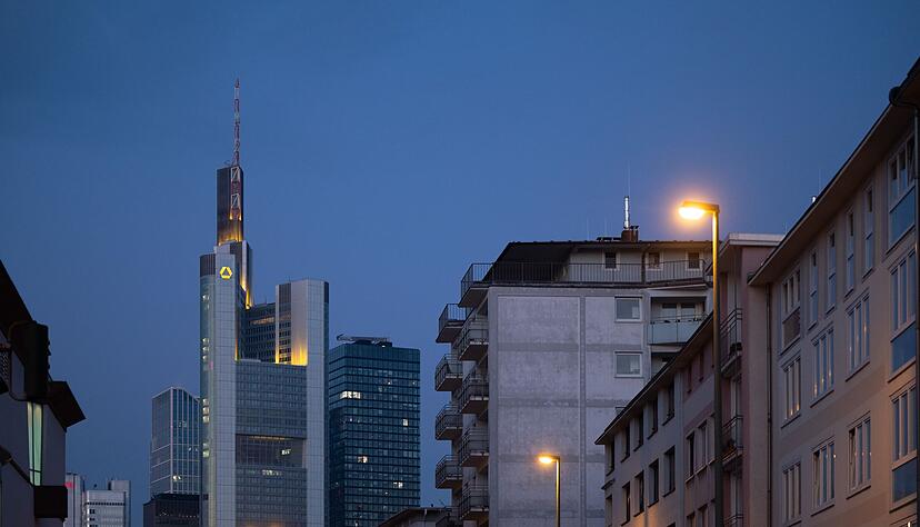 Auch der Commerzbank-Tower geh&ouml;rt zu den Werken seines B&uuml;ros. (Archivbild)