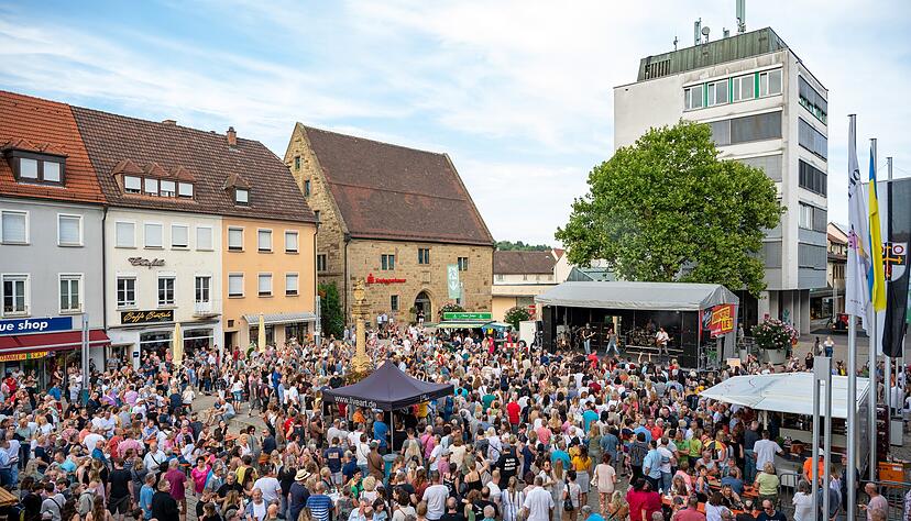 Donnerstags geht es in die City: Der Marktplatz ist bei den Veranstaltungen immer der zentrale Treffpunkt.
Foto/Archiv: Christiana Kunz