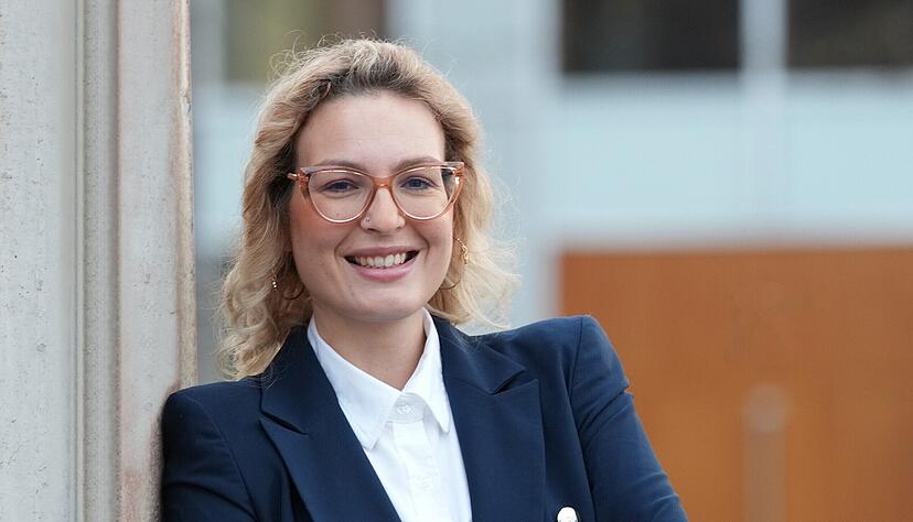 Susanne Uebel-Madenciler ist Pressesprecherin der Stadt Schwäbisch Hall. Sie möchte Bürgermeisterin in Zweiflingen werden. Susanne Uebel-Madenciler ist Pressesprecherin der Stadt Schwäbisch Hall. Sie möchte Bürgermeisterin in Zweiflingen werden.