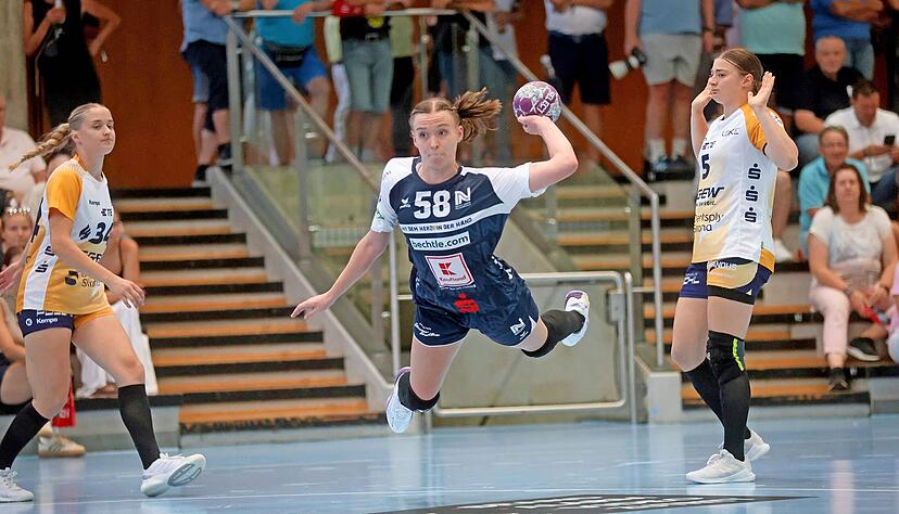Fünf Tore und zwei Vorlagen hat Lilli Holste im September bei ihrem Sport-Union-Debüt gegen ihren Ex-Club verbucht. Am Mittwoch sollen nun Punkte folgen. Fünf Tore und zwei Vorlagen hat Lilli Holste im September bei ihrem Sport-Union-Debüt gegen ihren Ex-Club verbucht. Am Mittwoch sollen nun Punkte folgen.