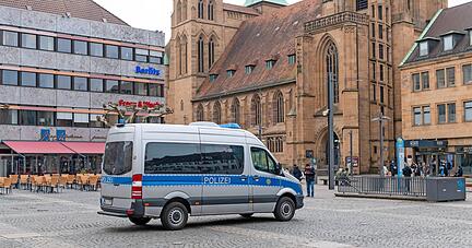 Wegen der anhaltenden Kritik zum Zustand der Innenstadt haben Polizei und Ordnungsdienst der Stadt versprochen, mehr Präsenz zu zeigen.