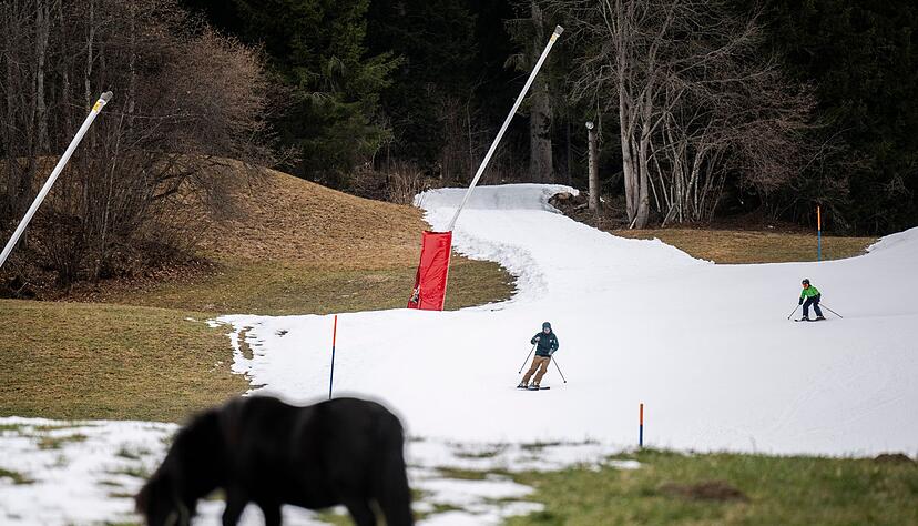 Ohne Kunstschnee h&auml;tte es der Skisport schwer, sagen Branchenvertreter.