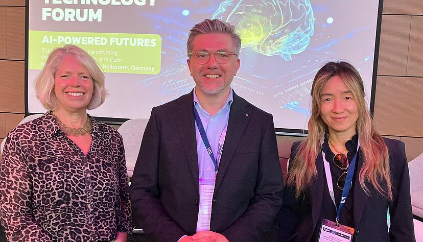 Beim Global Technology Forum des Tum-Campus Heilbronn: Victoria Nash (links) von der University of Oxford und Yejin Choi von der Stanford University mit Ali Sunyaev, Vizepräsident der Technischen Universität München. Beim Global Technology Forum des Tum-Campus Heilbronn: Victoria Nash (links) von der University of Oxford und Yejin Choi von der Stanford University mit Ali Sunyaev, Vizepräsident der Technischen Universität München.