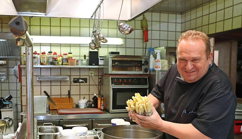 Selbst h&ouml;here Preise helfen Alex Fritz von der Sonne in Talheim nicht, seine gestiegenen Betriebskosten auszugleichen.