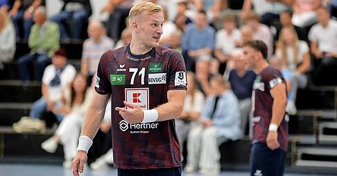 Andreas Schröder strahlte nicht nur viel Ruhe im Spielaufbau aus, sondern erzielte gegen den TV Bittenfeld II auch noch sieben Tore selbst. Andreas Schröder strahlte nicht nur viel Ruhe im Spielaufbau aus, sondern erzielte gegen den TV Bittenfeld II auch noch sieben Tore selbst.