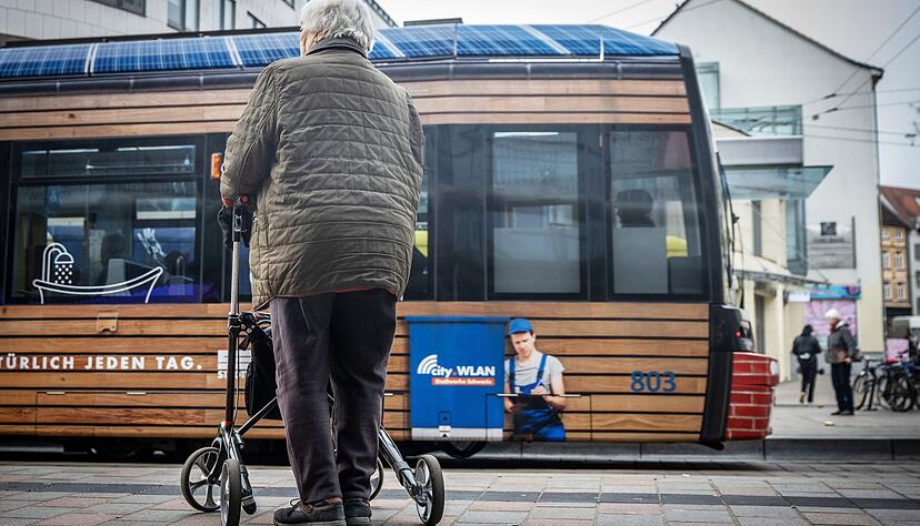 Der Bundestag soll am Freitag &uuml;ber das Rentenpaket von Union und SPD abstimmen. Ob eine Mehrheit zustande kommt, ist ungewiss.