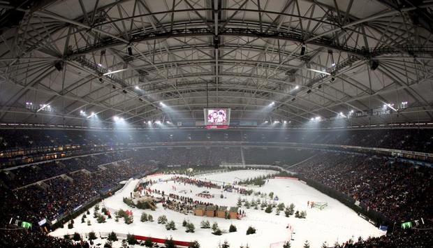 Die Biathlon-Elite trifft sich auch 2011 und 2012 in der Veltins-Arena in Gelsenkirchen. Die Biathlon-Elite trifft sich auch 2011 und 2012 in der Veltins-Arena in Gelsenkirchen.