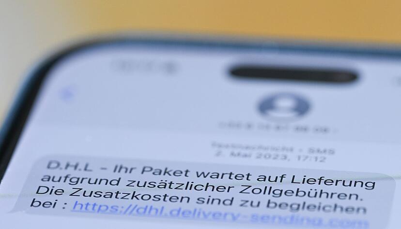 Die Deutsche Telekom will vom 1. April an betr&uuml;gerischen SMS blockieren.