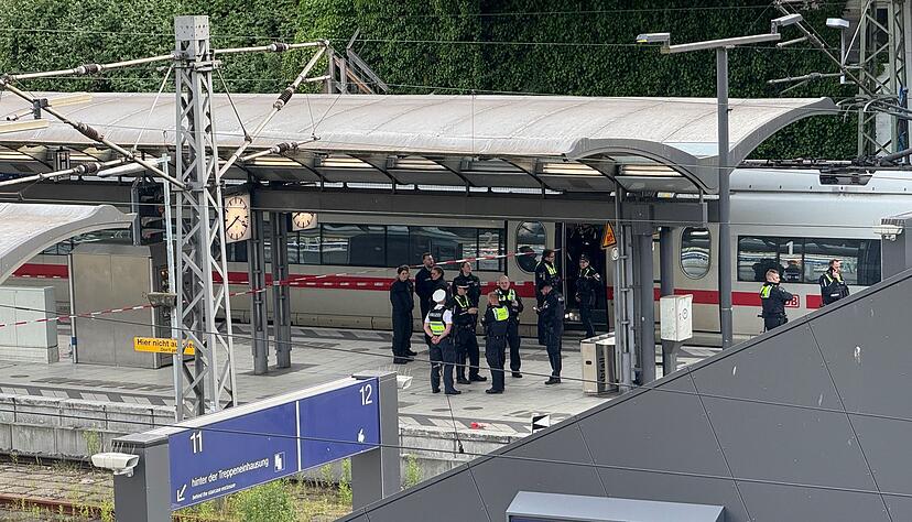 Fast sechs Monate nach der Tat beginnt am Landgericht Hamburg ein Prozess gegen die mutmaßliche Messerstecherin. (Archivbild)