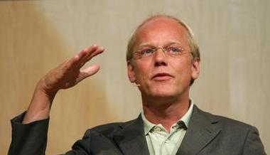 Sony Music-Chef Balthasar Schramm am 3.9.2003 auf der Internationalen Funkausstellung in Berlin.