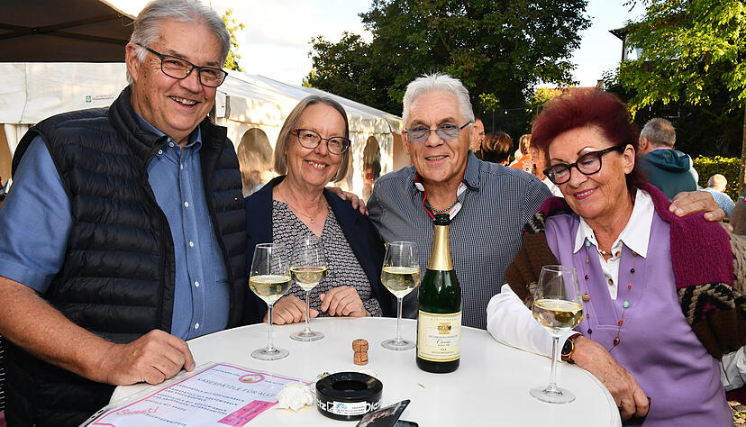 Feste wie der Weintreff in Neckargartach prägen das Leben in den Ortsteilen von Heilbronn. Kritik kommt nun aus dem Stadtteil, dass die Vereine für die Müllentsorgung selbst aufkommen sollen.