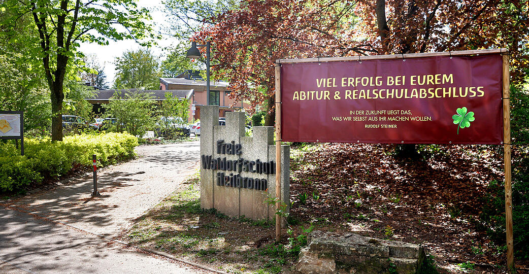 An der Heilbronner Waldorfschule  stehen Gewaltvorw&uuml;rfe gegen eine Erzieherin im Raum. Drei Kinder wurden daraufhin wegen des zerr&uuml;tteten Verh&auml;ltnisses der Schule zu den Eltern rausgeworfen.