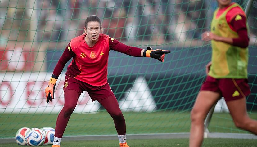 Stina Johannes soll sich gegen Frankreich im Tor bewähren. Stina Johannes soll sich gegen Frankreich im Tor bewähren.