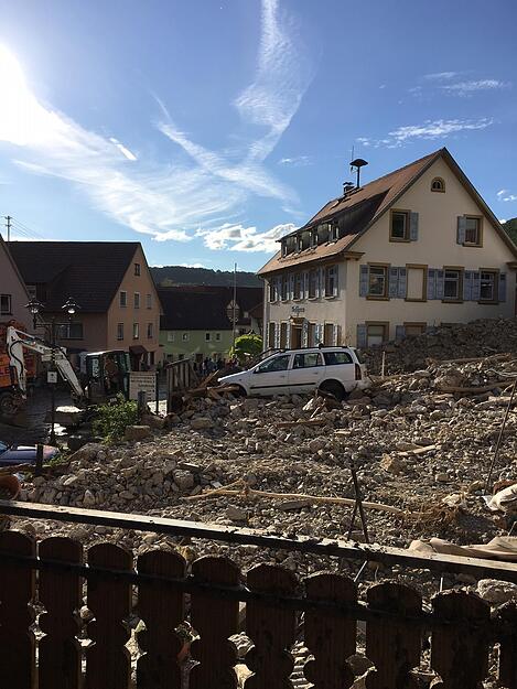 Aufräumarbeiten Braunsbach 31.05.2016