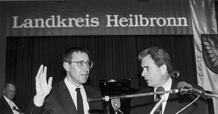 Klaus Czernuska (links) war von seiner Amtseinführung im Jahr 1989 bis 2005 Heilbronner Landrat.
Foto: HSt-Archiv