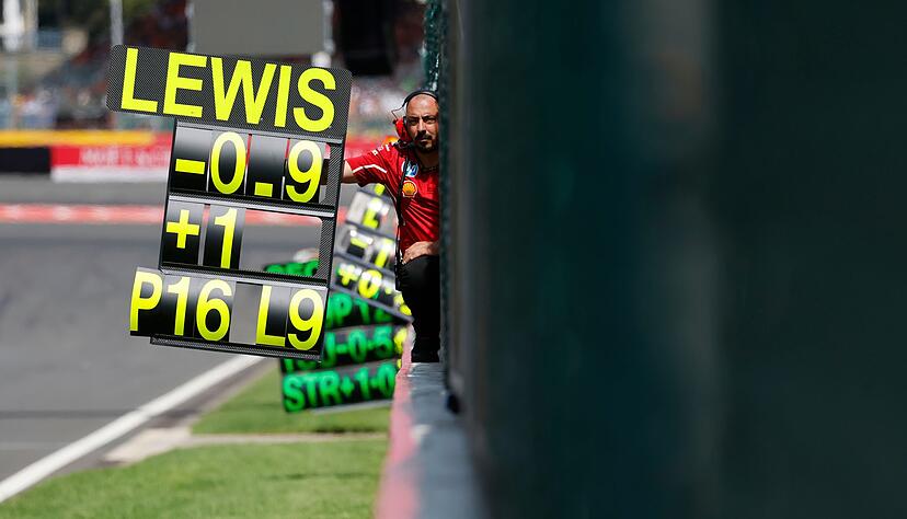 In der Qualifikation gab es nur Platz 16 für Hamilton. In der Qualifikation gab es nur Platz 16 für Hamilton.