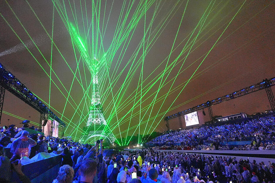 Der Blick auf den Eiffelturm im Trocadero-Stadion.