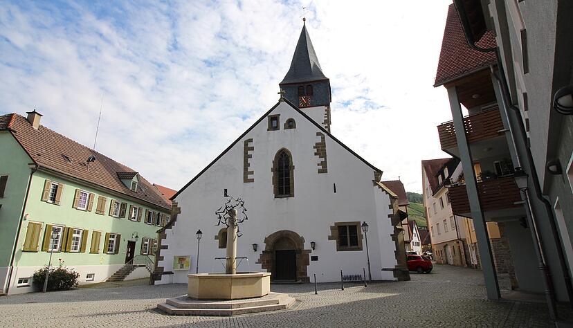 Die Laurentiuskirche feiert 800. Geburtstag und Niedernhall
sowie ganz Hohenlohe sind eingeladen, mitzufeiern.