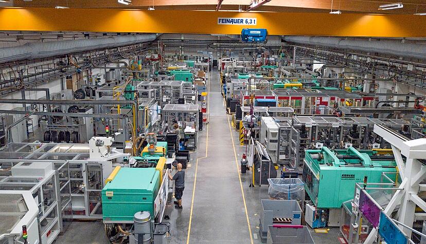 Von einst 700 Mitarbeitern sind bei Iwis in Schwaigern nur noch rund 500 übrig. Und es sollen nach einer strategischen Neuausrichtung noch weniger werden. Von einst 700 Mitarbeitern sind bei Iwis in Schwaigern nur noch rund 500 übrig. Und es sollen nach einer strategischen Neuausrichtung noch weniger werden.