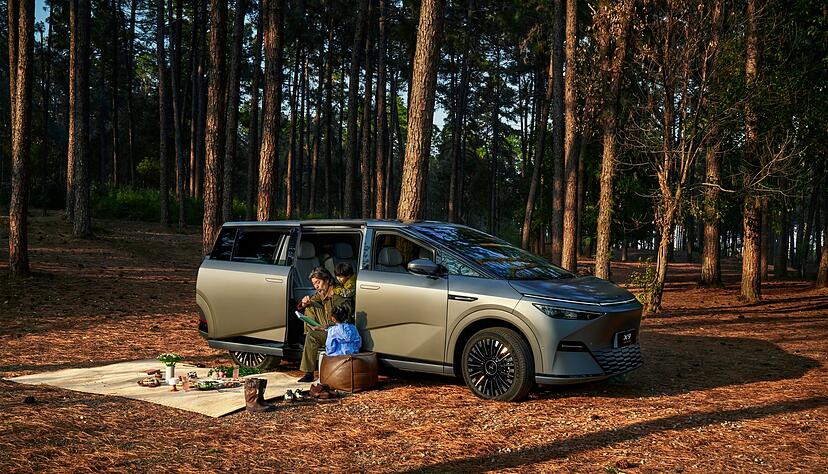 Neue Modelle für Familien: Chinesische Vans wie der Xpeng X9 werden auch für den europäischen Markt erwartet. Neue Modelle für Familien: Chinesische Vans wie der Xpeng X9 werden auch für den europäischen Markt erwartet.