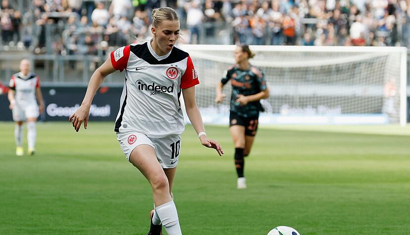 Traf zum wichtigen 1:0: Laura Freigang. (Archivbild)