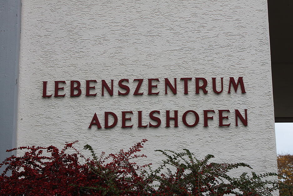 In der Kommunit&auml;t leben 20 Schwestern und sieben Br&uuml;der in einer evangelischen Gemeinschaft, &auml;hnlich einem Orden.