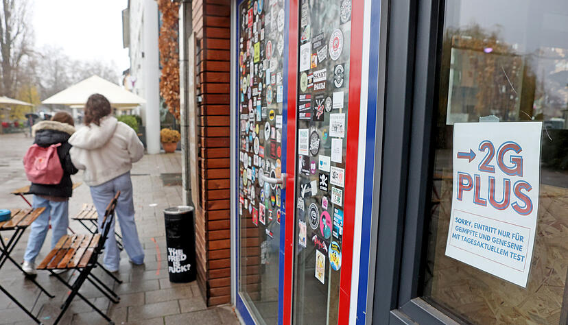 Über die Ausnahmen bei der 2G-plus-Regel in der Gastronomie ist am zweiten Adventswochenende Chaos ausgebrochen. Foto: Ralf Seidel Über die Ausnahmen bei der 2G-plus-Regel in der Gastronomie ist am zweiten Adventswochenende Chaos ausgebrochen. Foto: Ralf Seidel