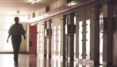 In Stammheim − hier der frühere RAF-Zellentrakt − saß bis vor wenigen Tagen ein 15-Jähriger aus Bretzfeld.Foto: dpa In Stammheim − hier der frühere RAF-Zellentrakt − saß bis vor wenigen Tagen ein 15-Jähriger aus Bretzfeld.Foto: dpa