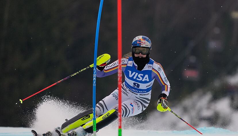 Emma Aicher gilt bei Olympia als Medaillenkandidatin in mehreren Disziplinen.