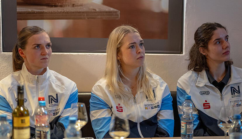 Klarer Blick nach vorne: Alicia Soffel, Kim Hinkelmann und Merle Albers (von links) haben das gemeinsame Ziel Europapokal fest im Blick.