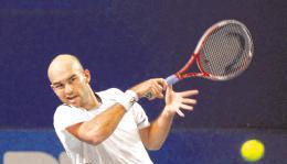 Talheim ist im Gegensatz zu Australien ein gutes Pflaster für ihn: Dominik Meffert, Halbfinalist des Vorjahres, kann sich heute ins Hauptfeld spielen.Fotos: Andreas Veigel