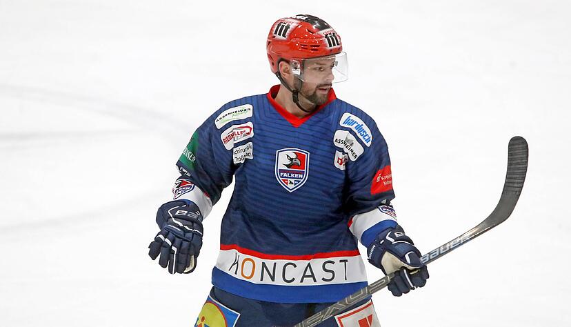 24 Tore und 64 Vorlagen sind Dylan Wruck vergangene Saison gelungen. "Die Zahlen belegen seine mannschaftsdienliche Spielweise", sagt Manager Eren. Foto: Andreas Veigel 24 Tore und 64 Vorlagen sind Dylan Wruck vergangene Saison gelungen. "Die Zahlen belegen seine mannschaftsdienliche Spielweise", sagt Manager Eren. Foto: Andreas Veigel