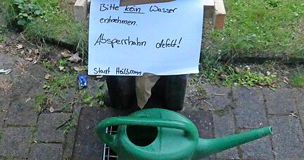 Wasser marsch, heißt es eigentlich bei der Feuerwehr öfter. Bei einem Wasserhahn auf dem Sontheimer Friedhofsgelände lag der Fall allerdings etwas anders.
