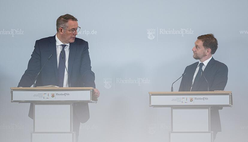 Schweitzer (links) und Kretschmer demonstrierten in vielen Punkten Einigkeit trotz Parteigrenzen. Schweitzer (links) und Kretschmer demonstrierten in vielen Punkten Einigkeit trotz Parteigrenzen.