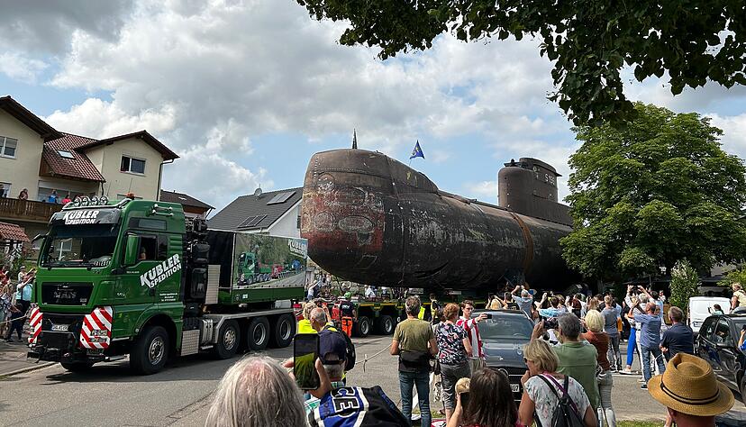 Das historische U-Boot U17 nähert sich mehr und mehr seinem Zielort Sinsheim.