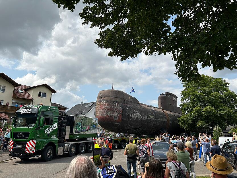 Das historische U-Boot U17 nähert sich mehr und mehr seinem Zielort Sinsheim.