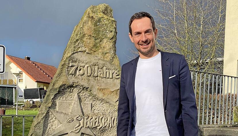 Am 9. November tritt Tobias Haucap als Alleinkandidat zur Bürgermeisterwahl in Siegelsbach an. Seit acht Jahren ist Haucap Rathauschef der Gemeinde. Am 9. November tritt Tobias Haucap als Alleinkandidat zur Bürgermeisterwahl in Siegelsbach an. Seit acht Jahren ist Haucap Rathauschef der Gemeinde.