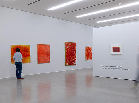 Die vibrierend-pulsierenden Bilder und Farbflächen stehen für den Höhepunkt in Hal Busses Schaffen. Die vibrierend-pulsierenden Bilder und Farbflächen stehen für den Höhepunkt in Hal Busses Schaffen.