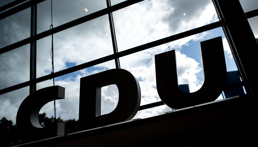 Die Initiative &laquo;Compass Mitte&raquo; verlangt mehr Augenmerk auf soziale und liberale Themen. (Illustration)