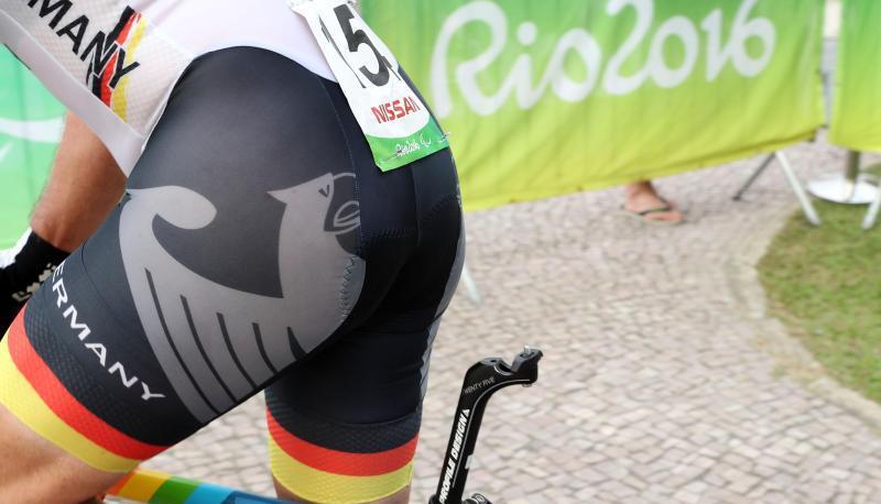 Hans-Peter Durst fuhr ohne Sattel ins Ziel. Foto: Jens Büttner Hans-Peter Durst fuhr ohne Sattel ins Ziel. Foto: Jens Büttner