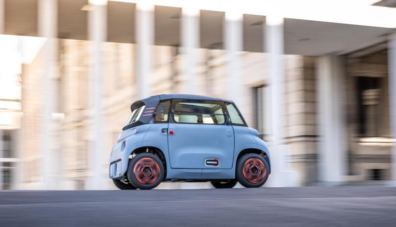 Weil der Citro&euml;n Ami maximal 45 km/h schnell f&auml;hrt, d&uuml;rfen auch Jugendliche mit entsprechender Fahrerlaubnis steuern.