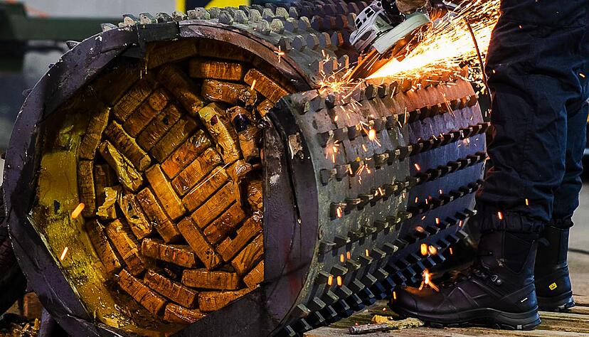 Die Justiz in Luxemburg best&auml;tigt einen gro&szlig;en Kokainfund in Stra&szlig;enbaumaschinen. (Foto: Polizei Luxemburg)