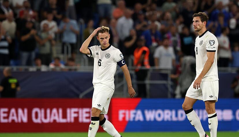 Deutschland kann trotz der Niederlage in der Slowakei noch Gruppensieger werden.