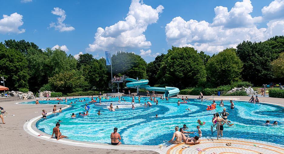 Abkühlung im Gesundbrunnen-Freibad.
