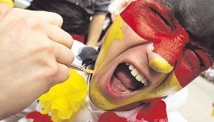 Heute geht die WM-Party weiter. Public Viewing ist im Ratz Fatz und in der Arena Ilshofen angesagt. Ob die deutschen Fans nach dem Ghana-Spiel so jubeln?Foto: privat