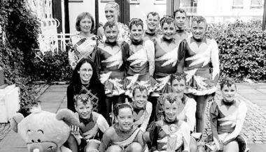 Strahlende Gesichter bei den Gardetänzerinnen: Sie haben sich für die Teilnahme an der Europameisterschaft qualifiziert. (Foto: Peter Klotz) Strahlende Gesichter bei den Gardetänzerinnen: Sie haben sich für die Teilnahme an der Europameisterschaft qualifiziert. (Foto: Peter Klotz)