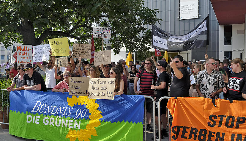 Kundgebung gegen Rechts bei AfD-Veranstaltung Kundgebung gegen Rechts bei AfD-Veranstaltung