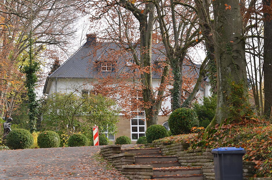 Das ehemalige Garagenhaus der Villa Knorr, Wohnhaus von Alexander Knorr. Das ehemalige Garagenhaus der Villa Knorr, Wohnhaus von Alexander Knorr.